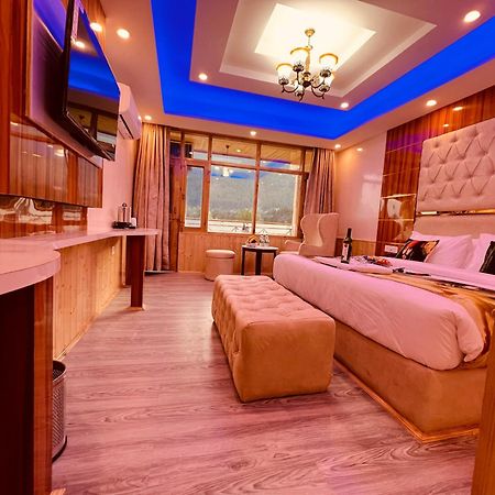 Hill River Resort - Central Heated & Air Cooled - Near Mall Road , Best Property Of Manali 2024- 2025 Exterior foto
