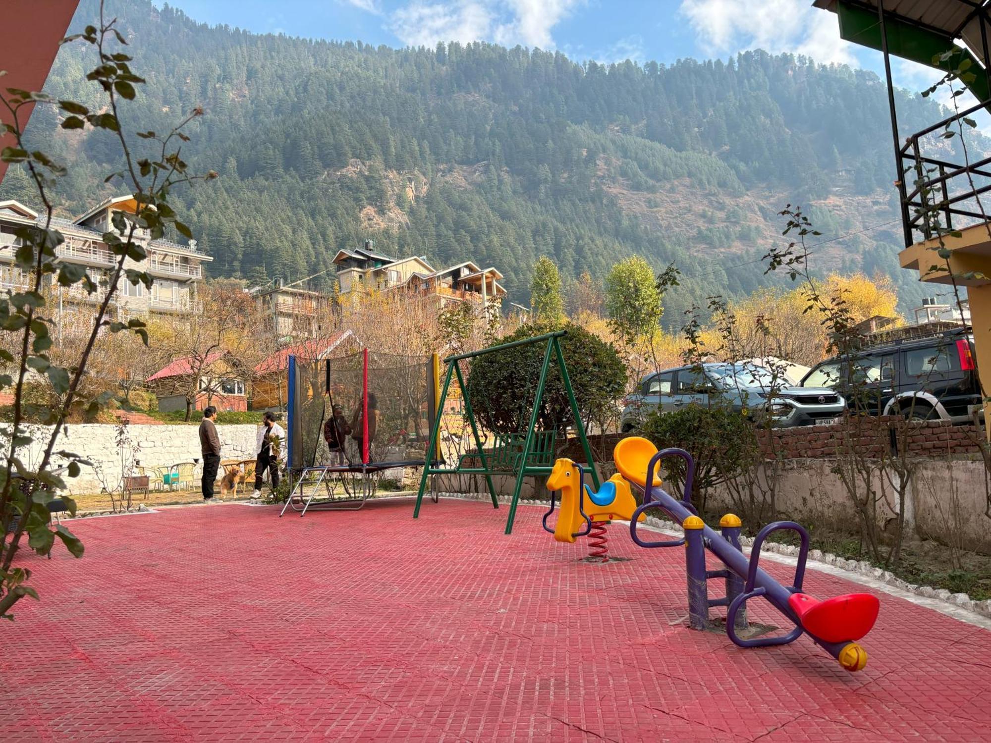 Hill River Resort - Central Heated & Air Cooled - Near Mall Road , Best Property Of Manali 2024- 2025 Exterior foto